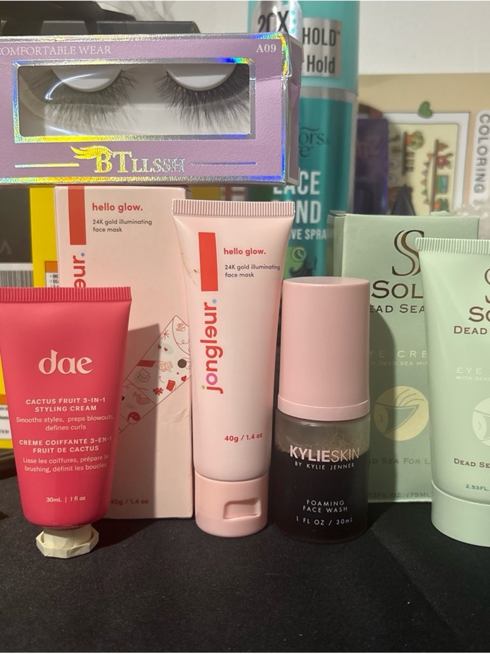 Kylie Cosmetics Pink & Black Foaming Face Wash (KYLIESKIN)